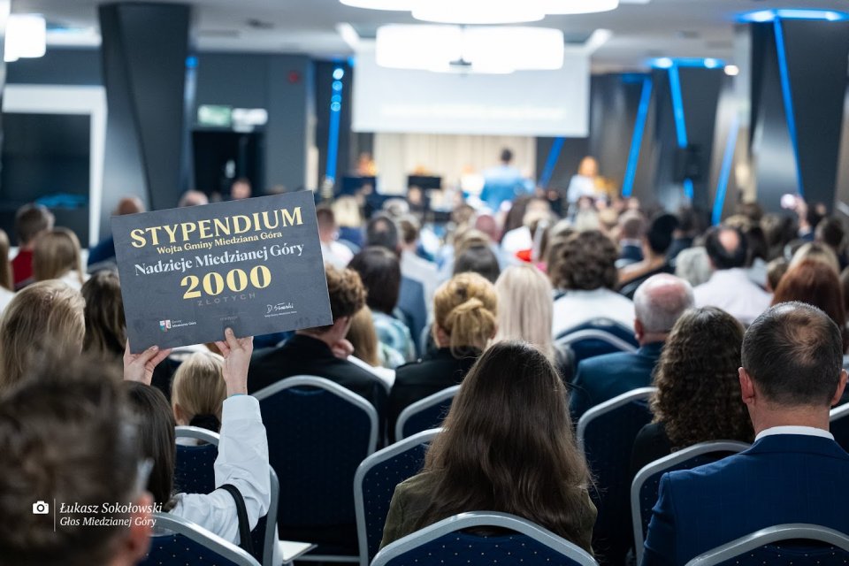 Święto młodych talentów!  Gala Stypendialna ˝Nadzieje Miedzianej Góry 2025˝.
